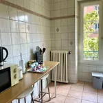 Apartman 8 Minutes Walking From Train Station Lausanne