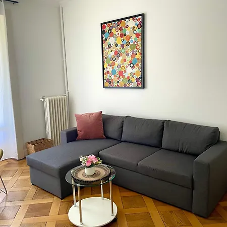 8 Minutes Walking From Train Station * לוזאן
