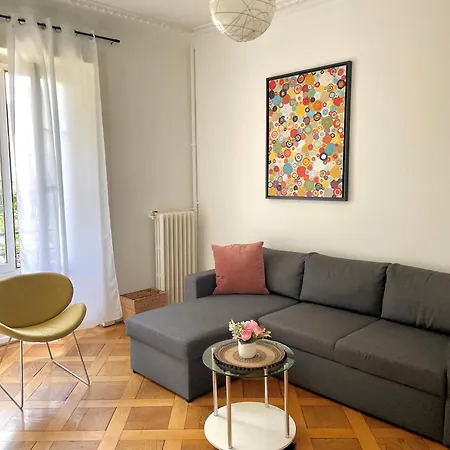 Lejlighed 8 Minutes Walking From Train Station *