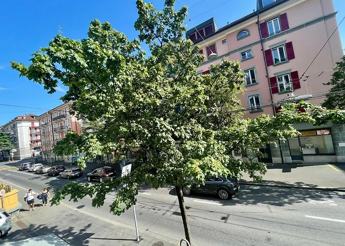 8 Minutes Walking From Train Station * Lausanne