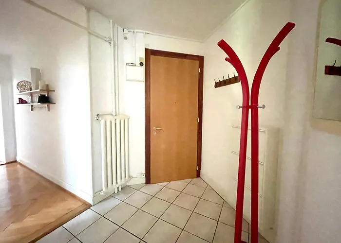 Apartment 8 Minutes Walking From Train Station Lausanne